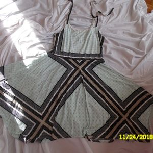 tie shoulder printed dress